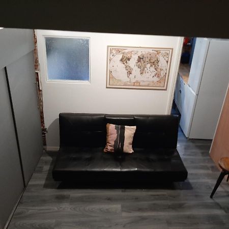 Single Bedrooms With Wifi And Underbed 10 Londra Dış mekan fotoğraf